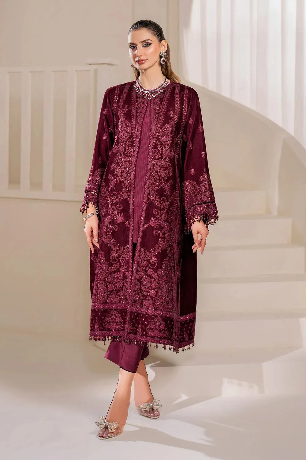 EMBROIDERED VELVET UF-758